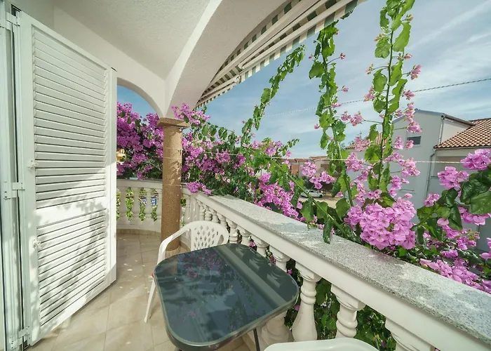 And Stefanija Apartamento *